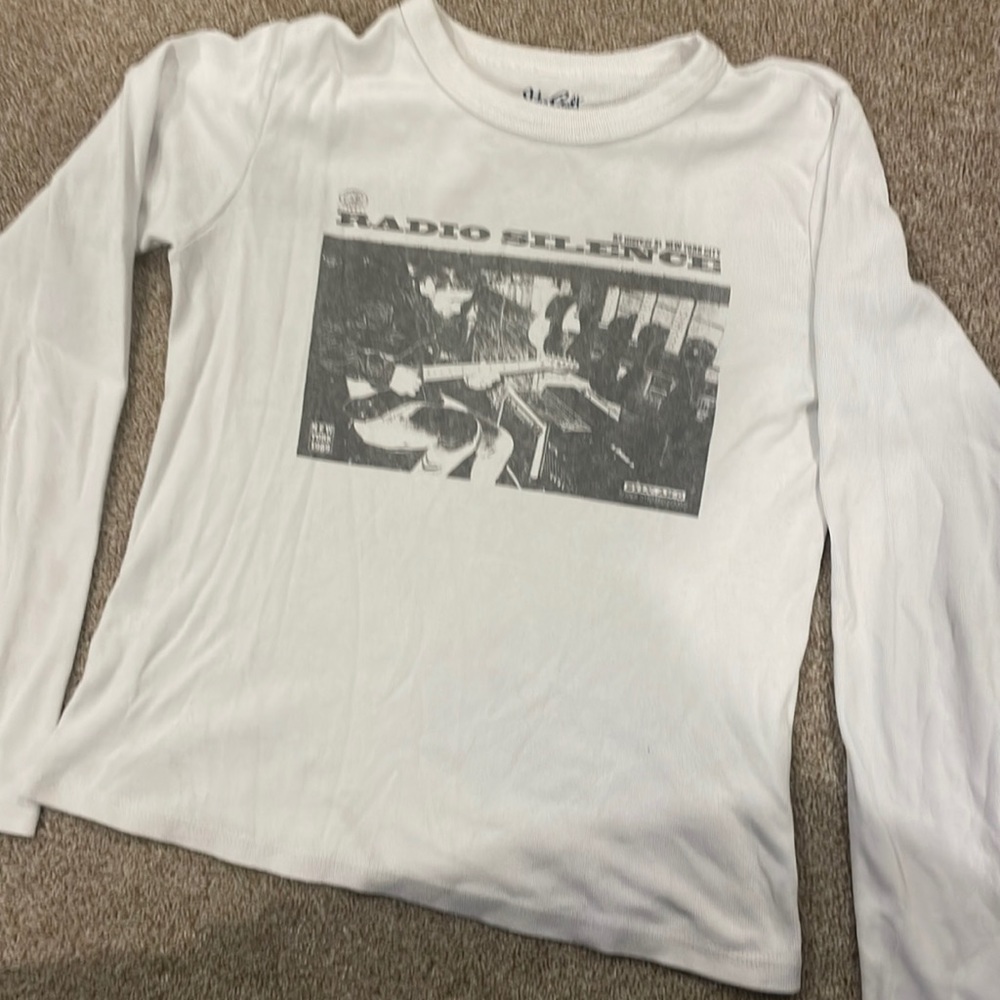 Brandy Melville long sleeved shirt